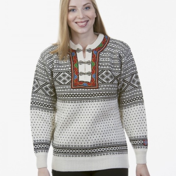 Arctic Circle Sweater - Picture 1 of 10